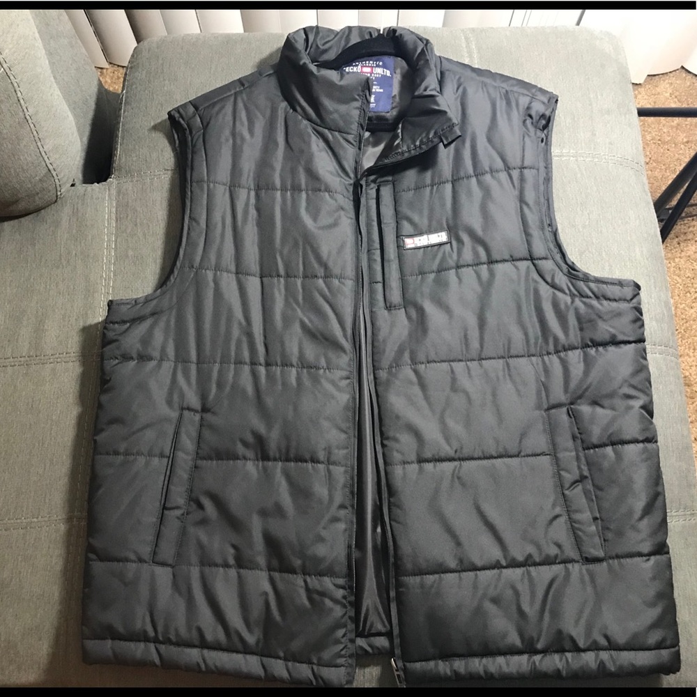 Echo Unltd Vest